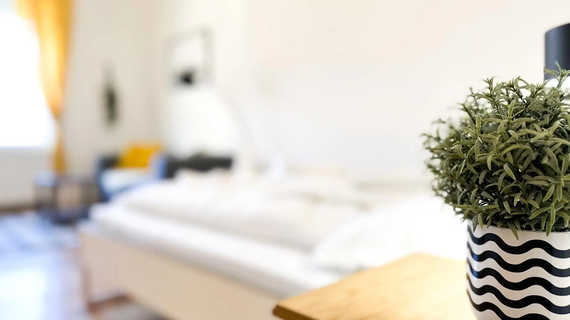 Kiraly Levente - Center Location Ac Apartment Budapest