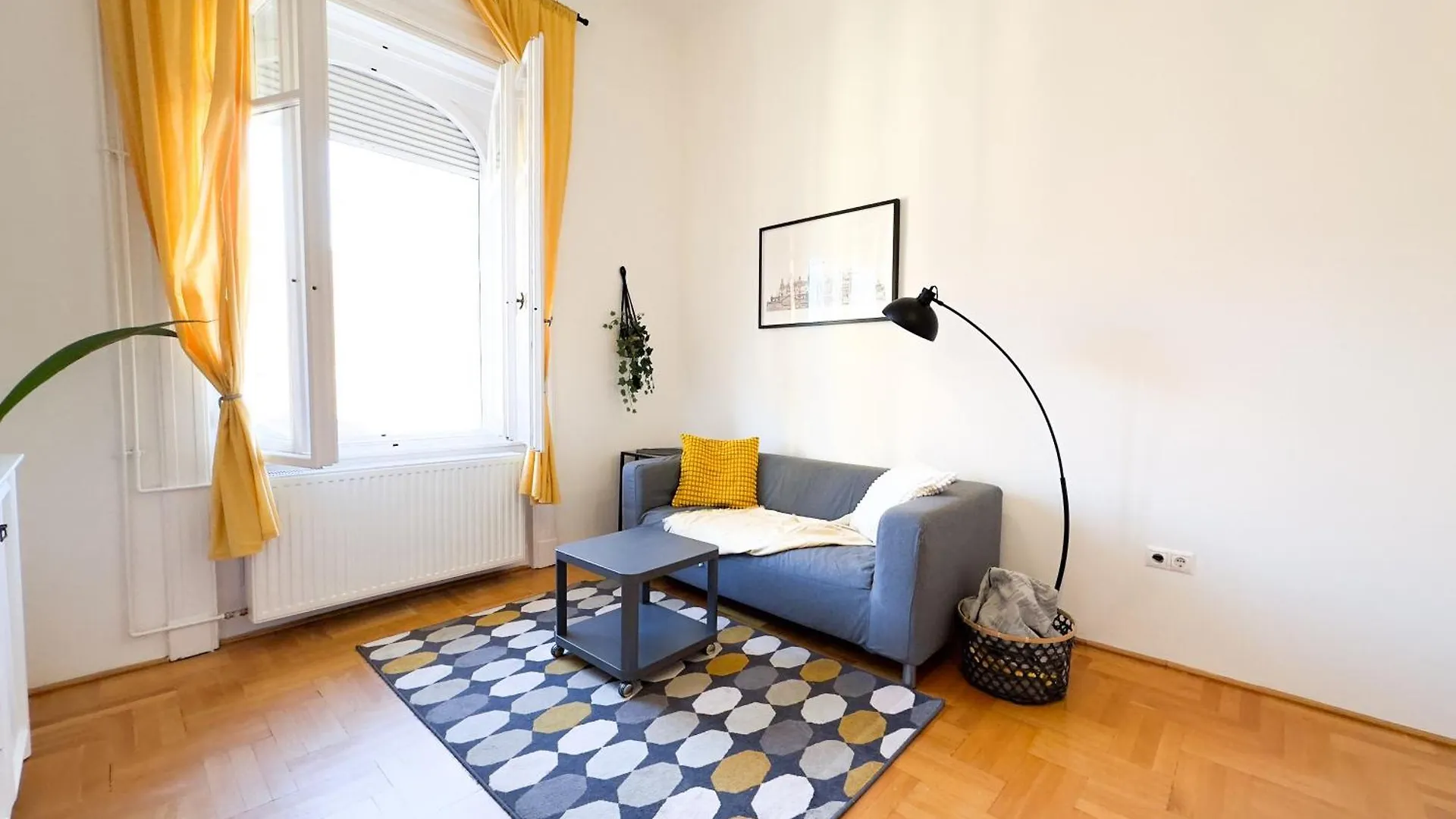 Kiraly Levente - Center Location Ac Apartment Budapest 0*,  Hungary