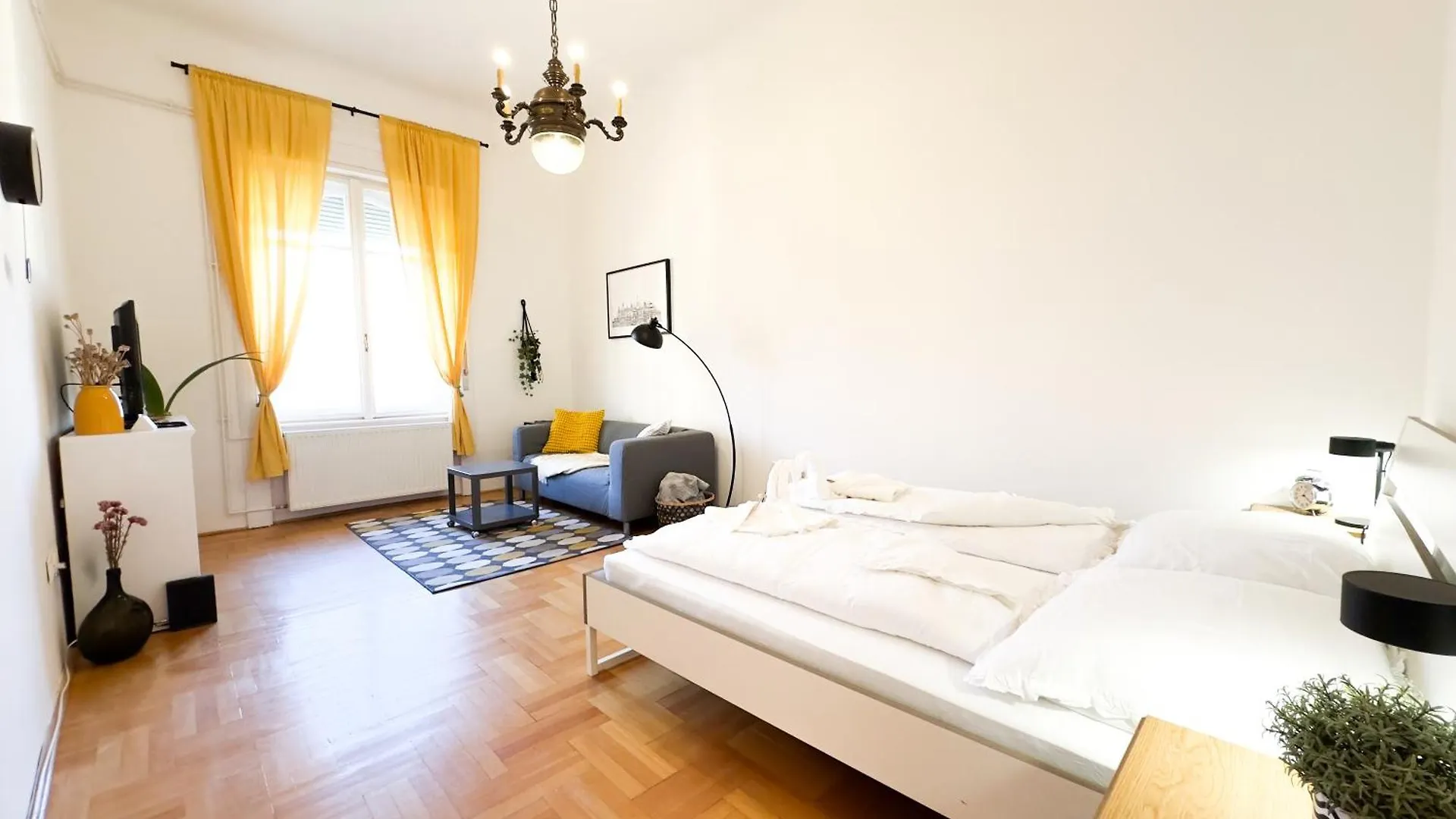 Kiraly Levente - Center Location Ac Apartment Budapest